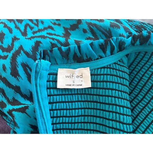 ARITZIA WILFRED Lilith Cropped Smocked  Top Blouse Size Small Meridian Teal - Picture 4 of 9